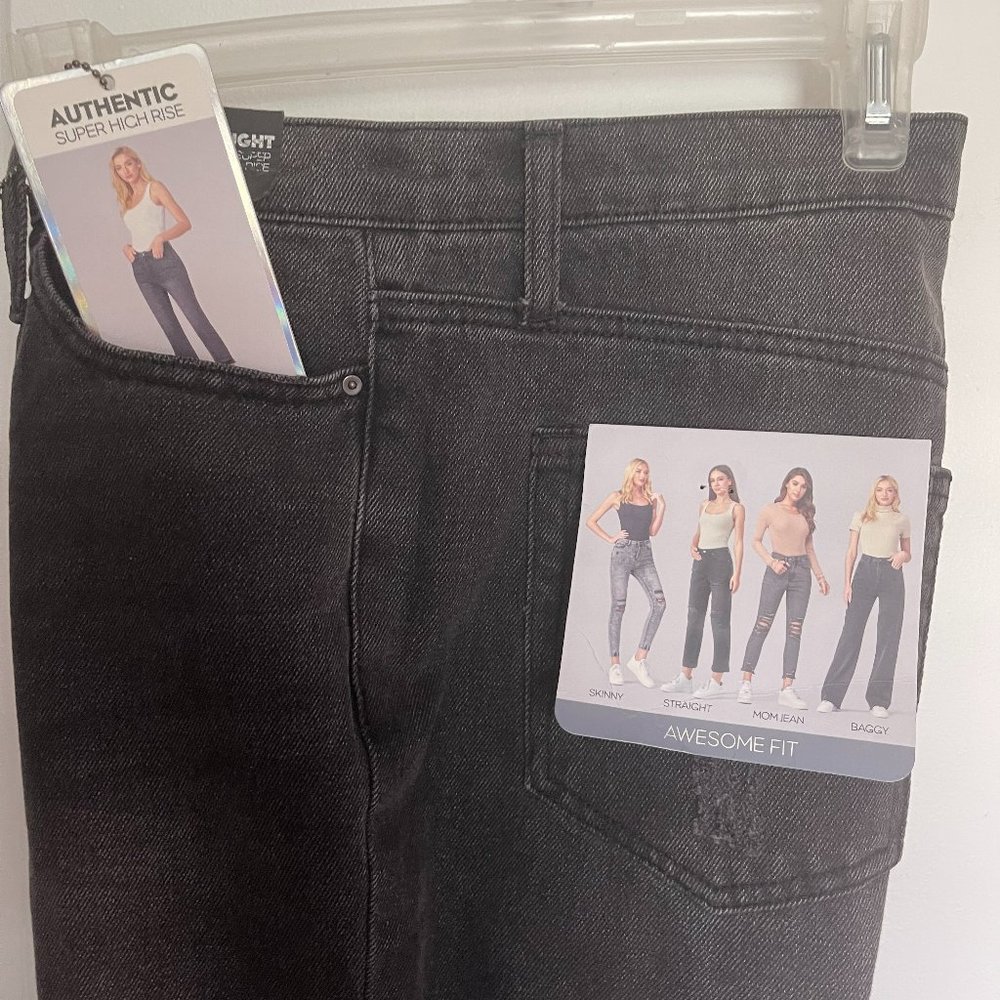 AUTHENTIC DENIM JEANS
